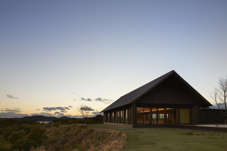 Amanemu restaurant exterior