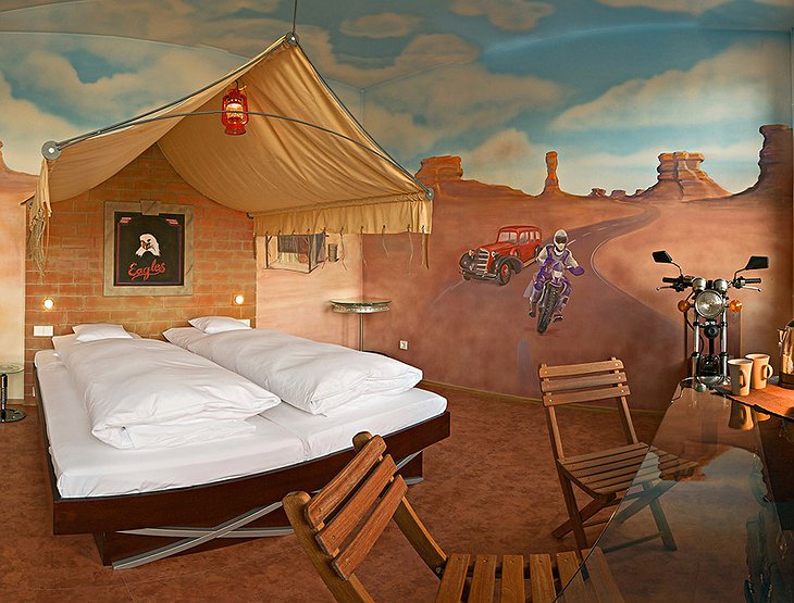 Desert racing themed room in V8 Hotel