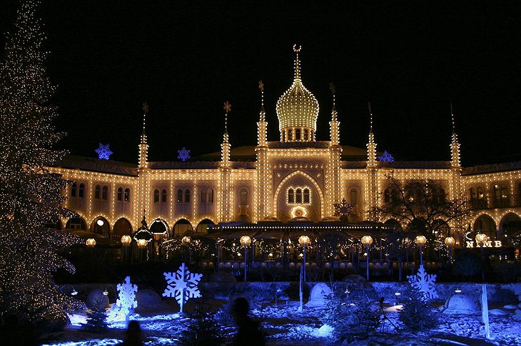 Nimb Hotel at night