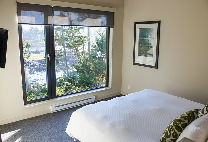Black Rock Oceanfront Resort Room