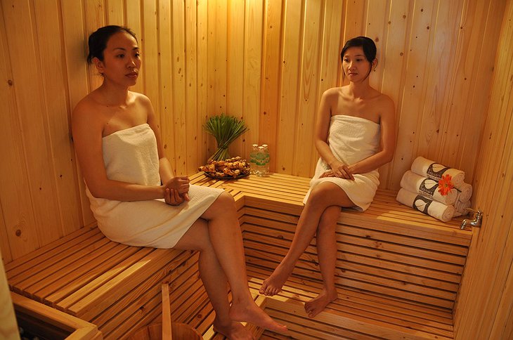 I Resort sauna