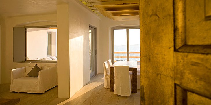 Cavo Tagoo room with sea view