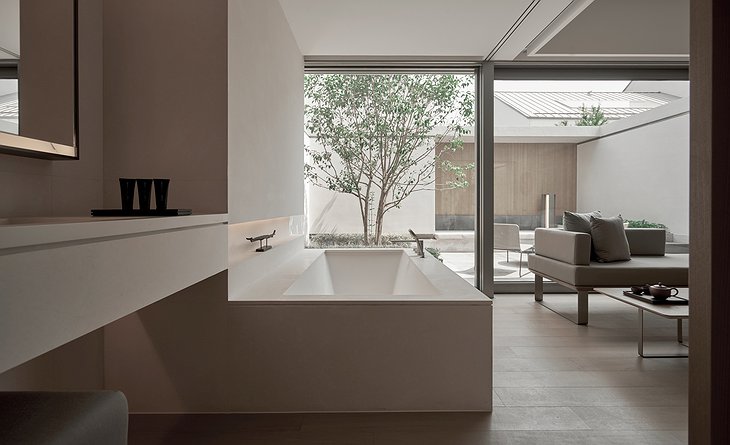 Alila Wuzhen Suite Bathtub
