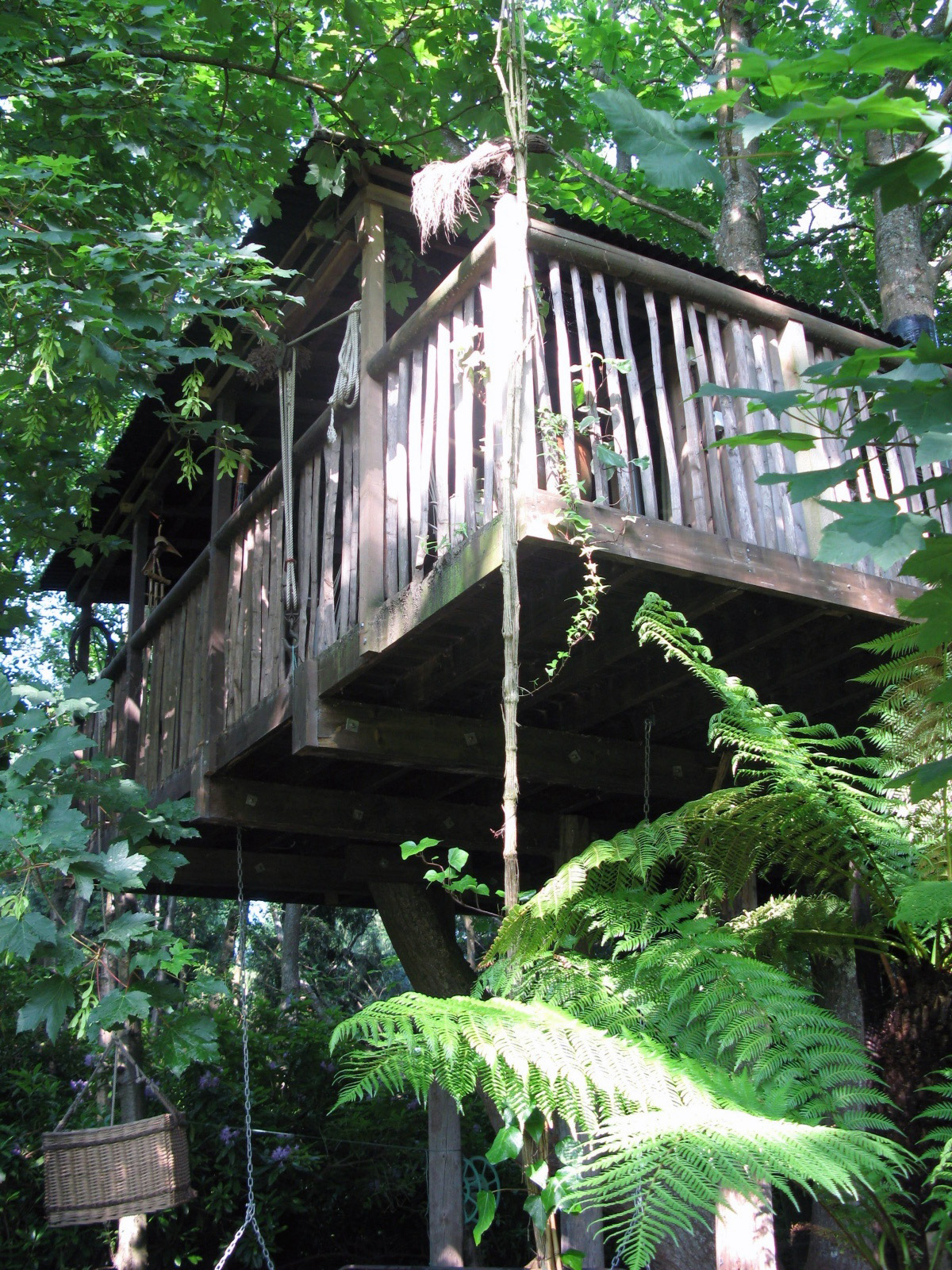 Castle Cottage Treehouse