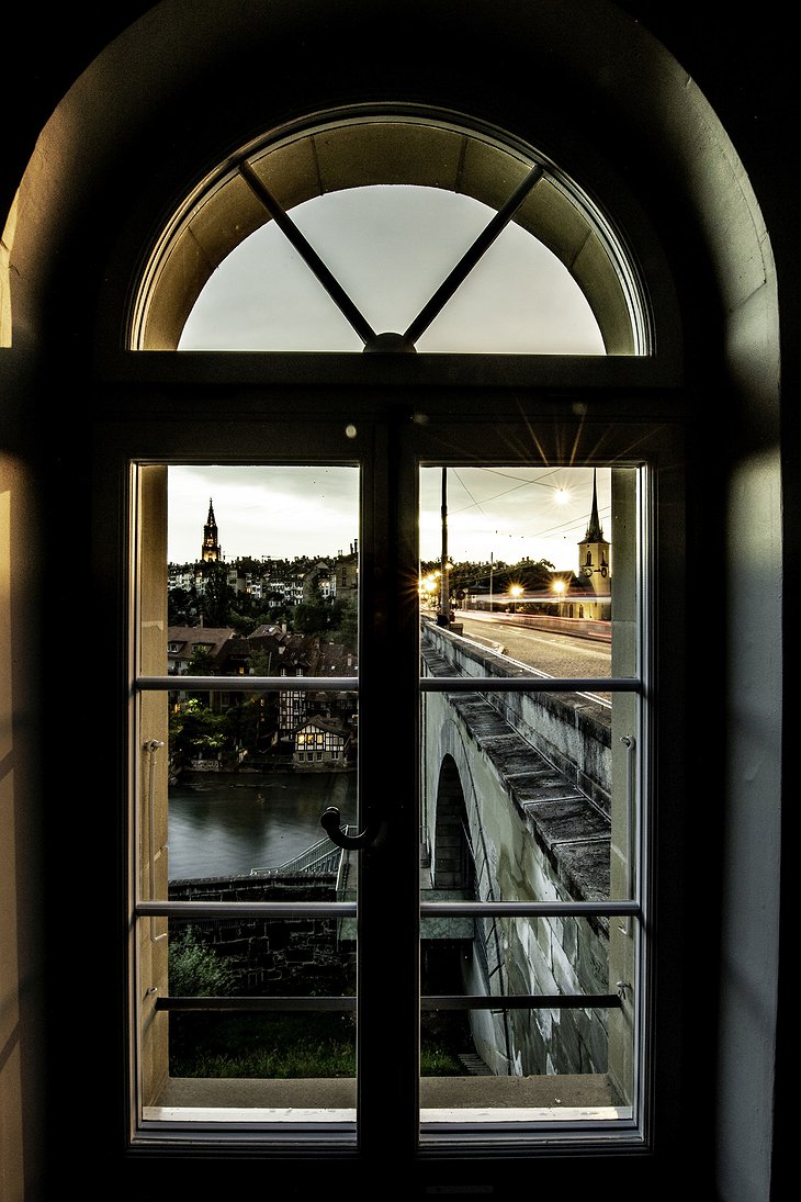 Guesthouse Zollhaus Room View Of The Historical Bridge