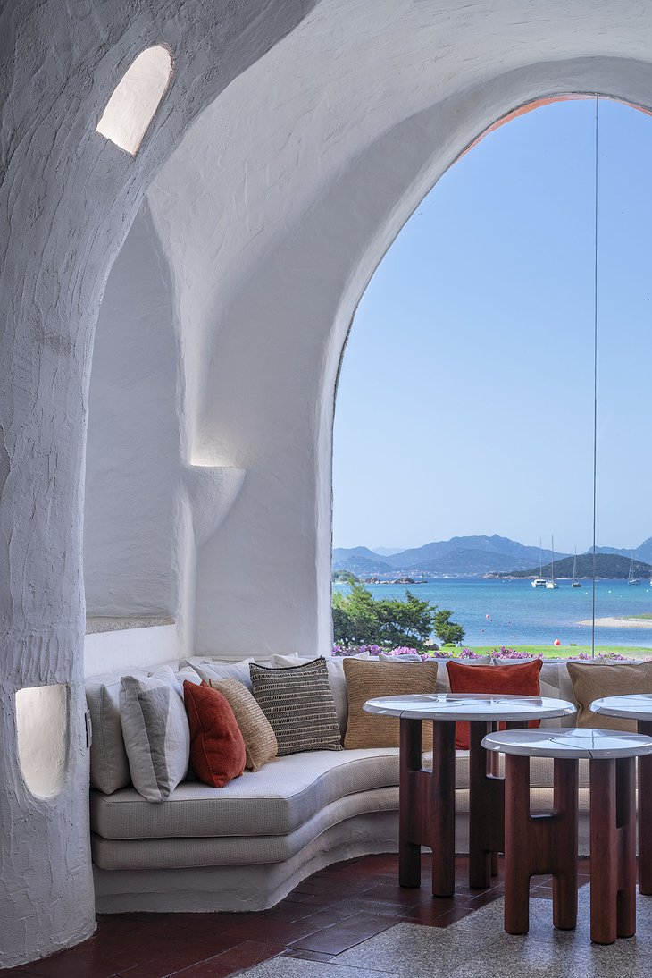 Hotel Cala di Volpe Lobby Curved Window