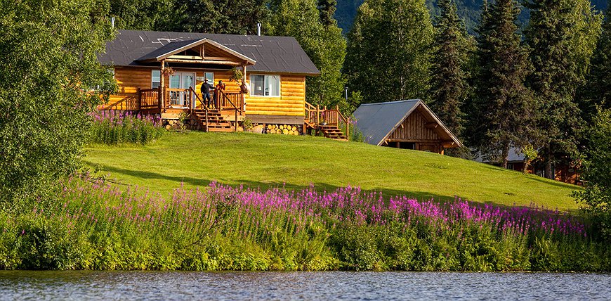 Winterlake Lodge - Traditional Alaskan Log Cabins