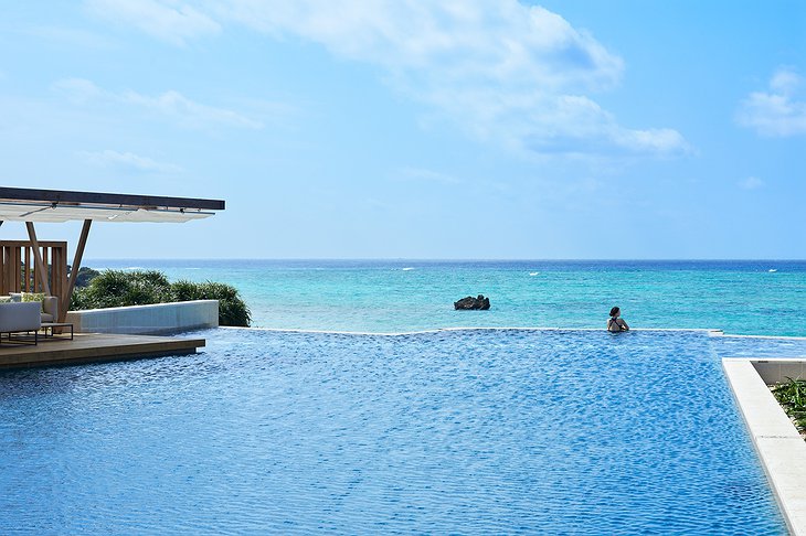 Hoshinoya Okinawa Infinity Pool