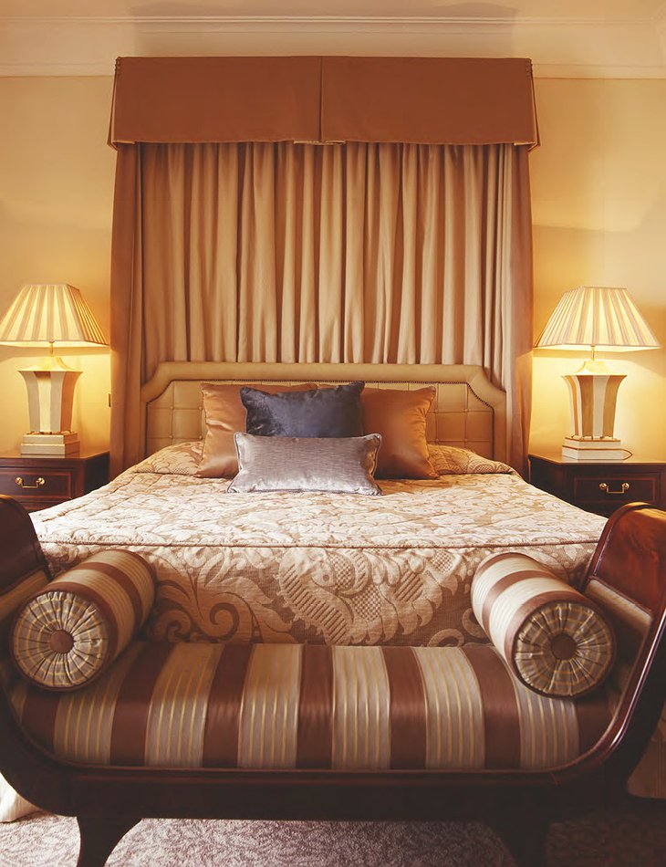 Hotel Palacio Estoril bed design