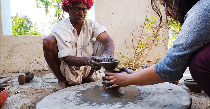 Lakshman Sagar pottery making