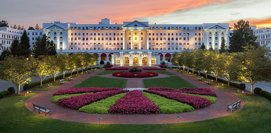 Greenbrier Hotel -  The White House-Style Resort With A Secret