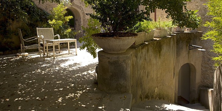 Romantic little Italian veranda