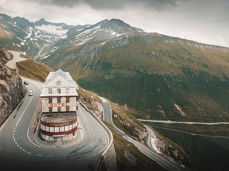 Hotel Belvédère Rhonegletscher And The Snowy Alps