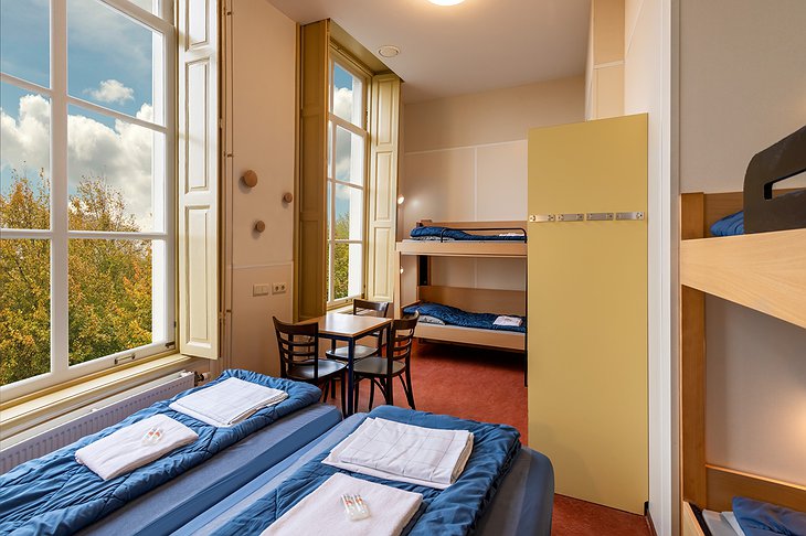 Stayokay Domburg Hostel Bunk Beds
