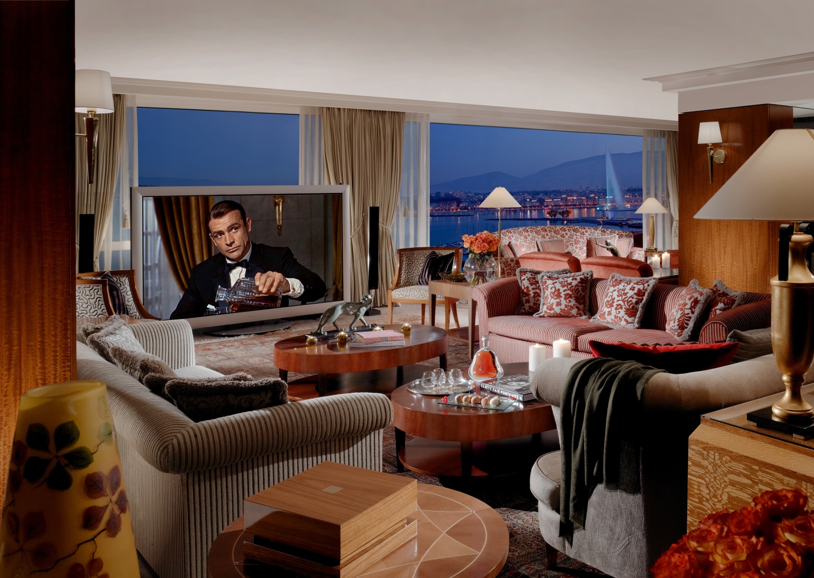 Хороший отель видео. Отель President Wilson Швейцария. President Wilson Hotel, the Royal Penthouse Suite, Женева.