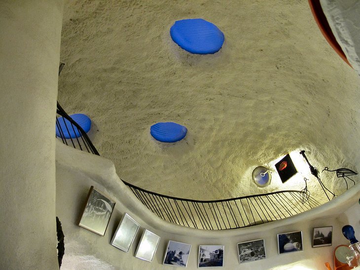 Museumotel ceiling