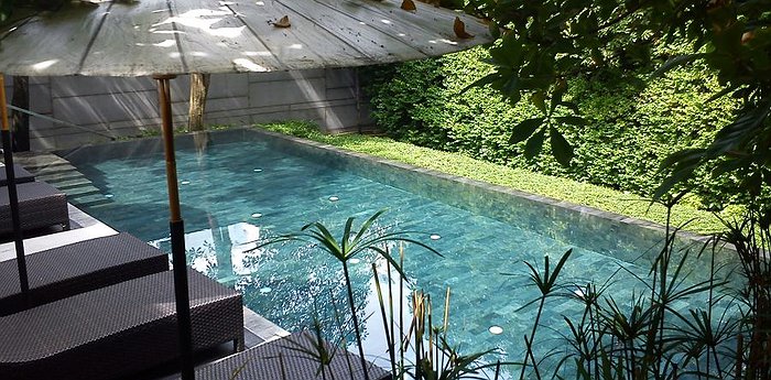 LUXX Langsuan Hotel - Boutique Hotel In The Heart Of Bangkok