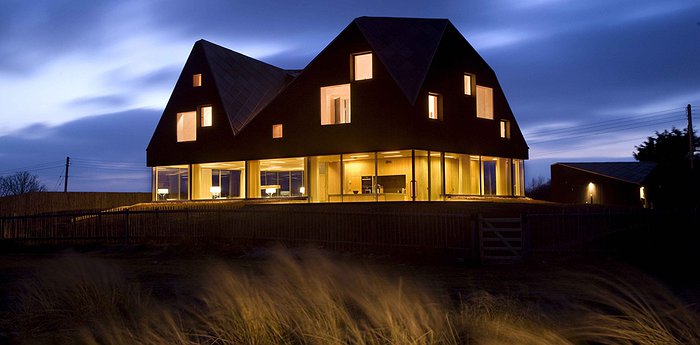 The Dune House - Unique Design For Hire