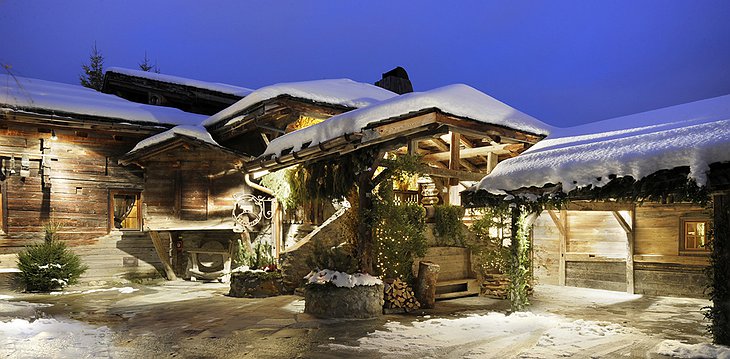 Les Fermes de Marie building with snow