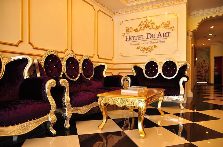 Hotel De Art lobby