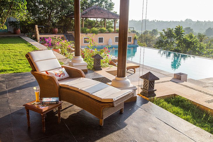 Summertime villa in Goa sun deck