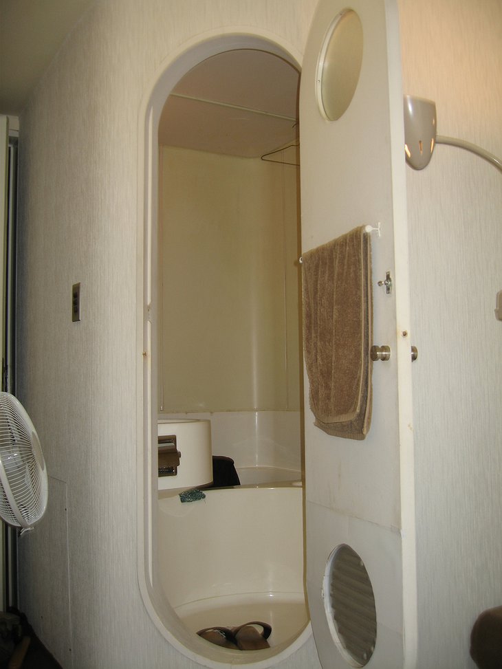 Nakagin Capsule Tower shower cabin