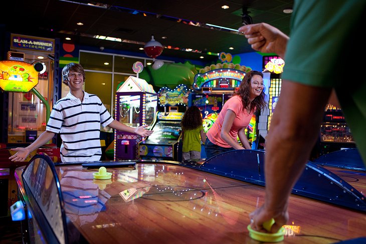Holiday Inn Resort Orlando Suites Arcade games