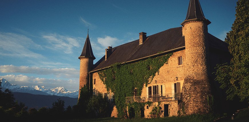 Chateau St Philippe - Spectacular French Villa With Mt. Blanc Views