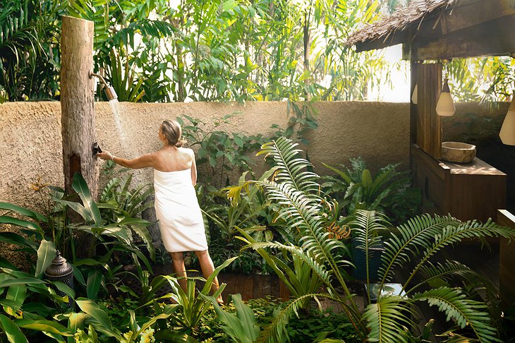 Wa Ale Resort Tended Beach Villa Outdoor Shower