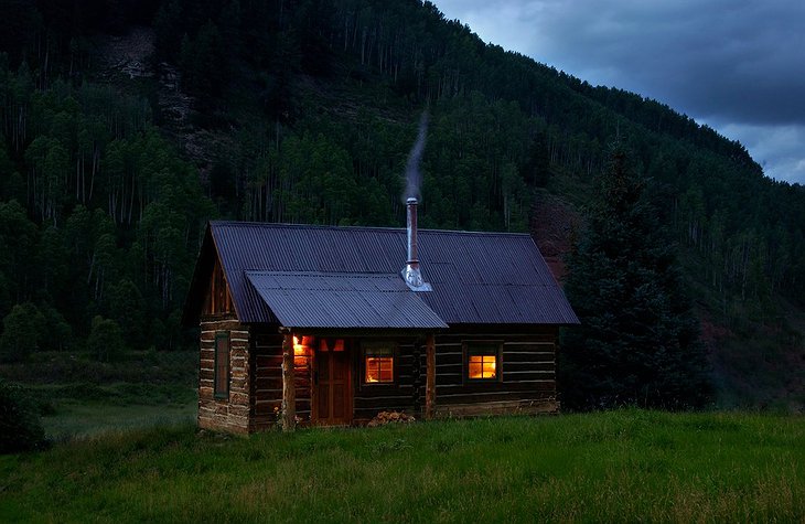 Dunton Hot Springs wood cabin