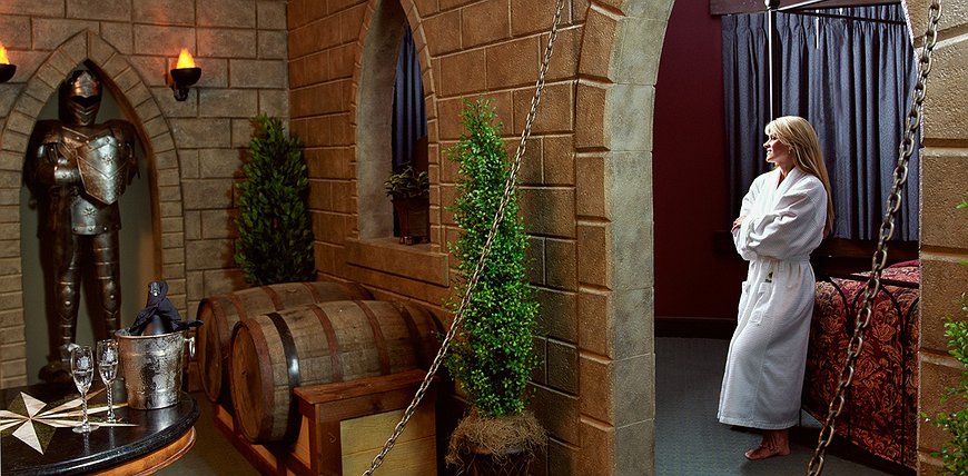 Chateau Avalon - Themed Suites In Kansas City
