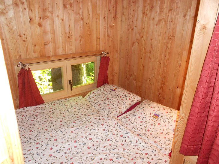 Baumhaushotel Solling tree house room