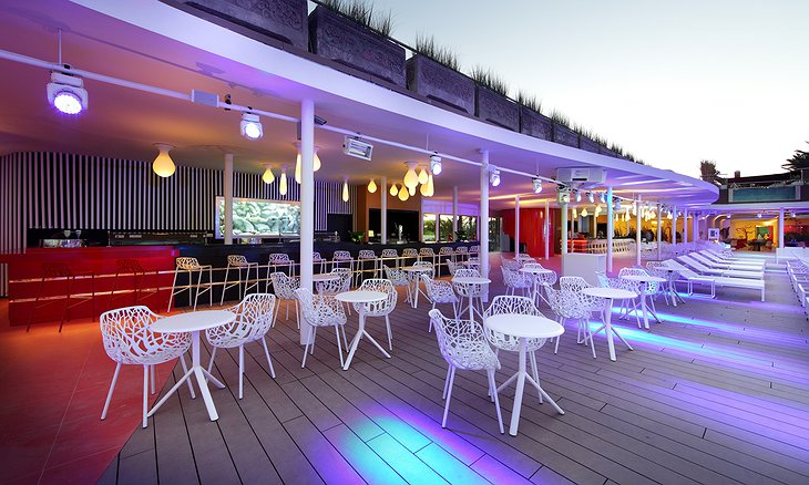 Ushuaia Ibiza Beach Hotel beach bar