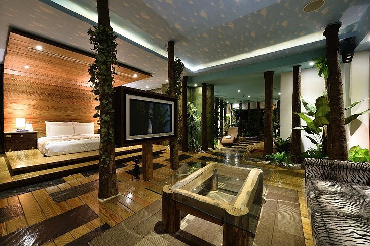 Eden Motel Taiwan rainforest room