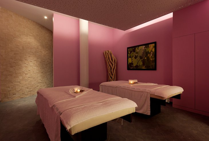 Yeatman Hotel spa couple therapy
