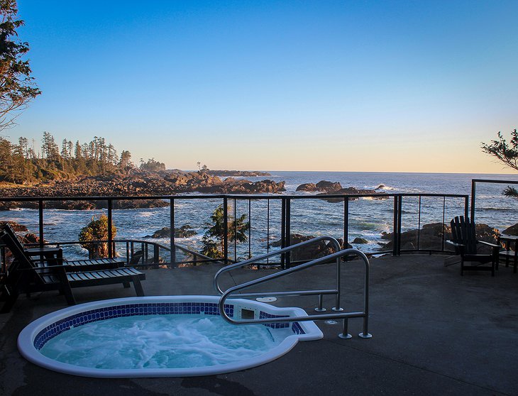 Black Rock Oceanfront Resort Hot Tub