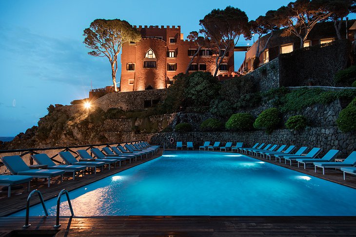 Mezzatorre Hotel Pool At Night