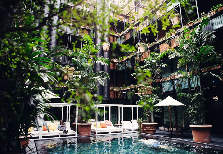 Manon Les Suites Jungle Pool Vertical Gardens