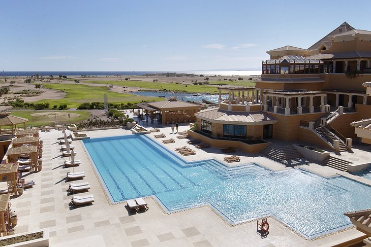 The Cascades hotel outdoor swimming pool