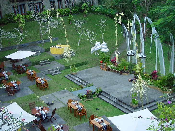 Maya Ubud Resort & Spa garden