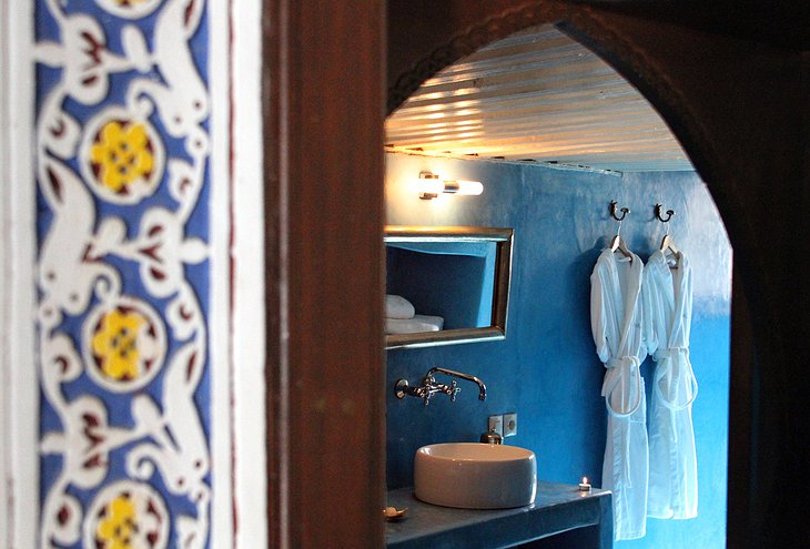 Blue room bathroom