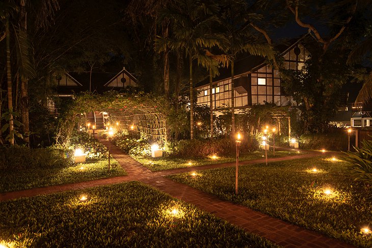 Muang La Lodge Tropical Garden At Night