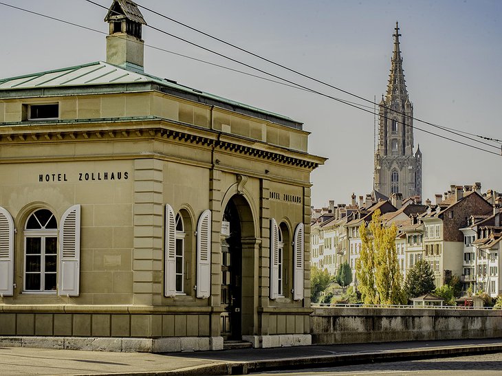 Guesthouse Zollhaus Building