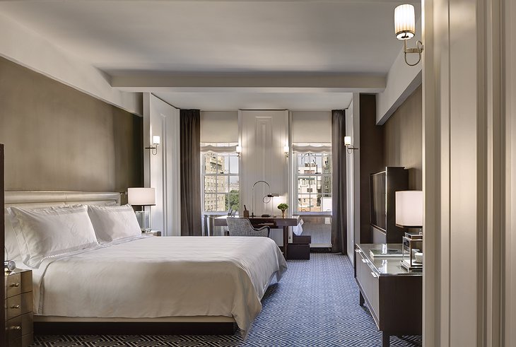 The Carlyle, A Rosewood Hotel Premier Room