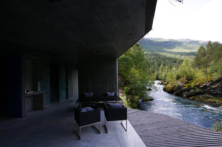 Juvet Landscape Hotel spa terrace