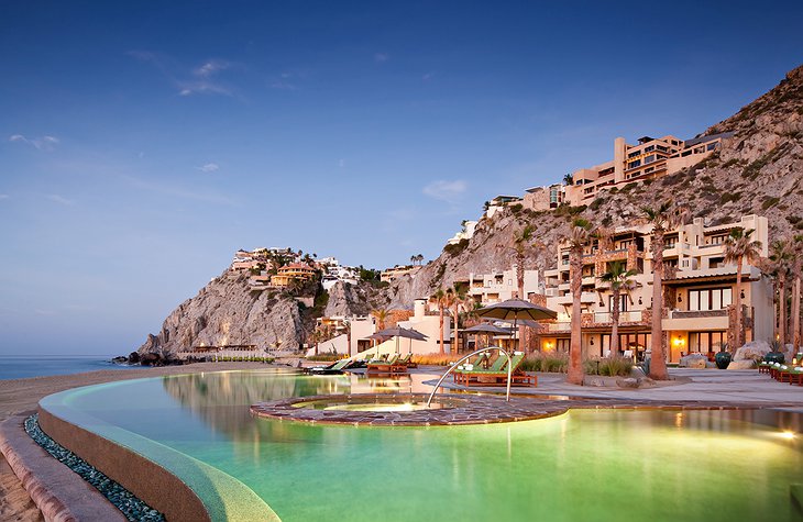 Waldorf Astoria Los Cabos Pedregal's infinity pool