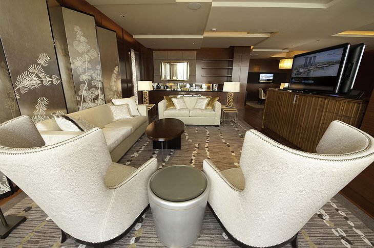 Marina Bay Sands luxury room