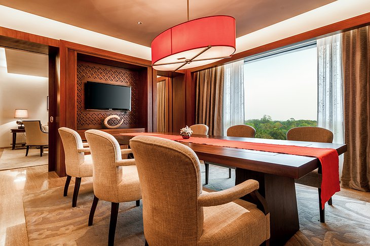 Hotel Park Hyatt Chennai Suite Dining Room