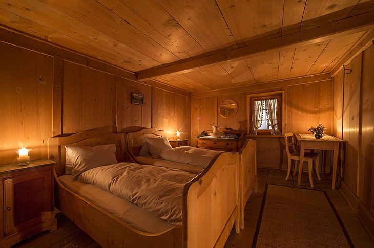 Sulzfluh traditional bedroom