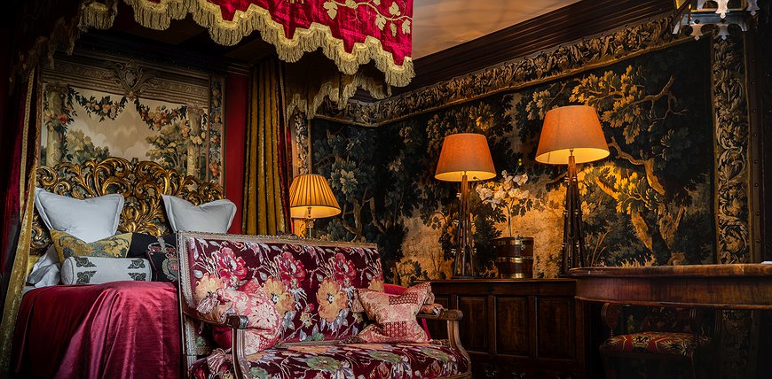 The Witchery By The Castle - Historic, Gothic-Inspired Pleasure Palace